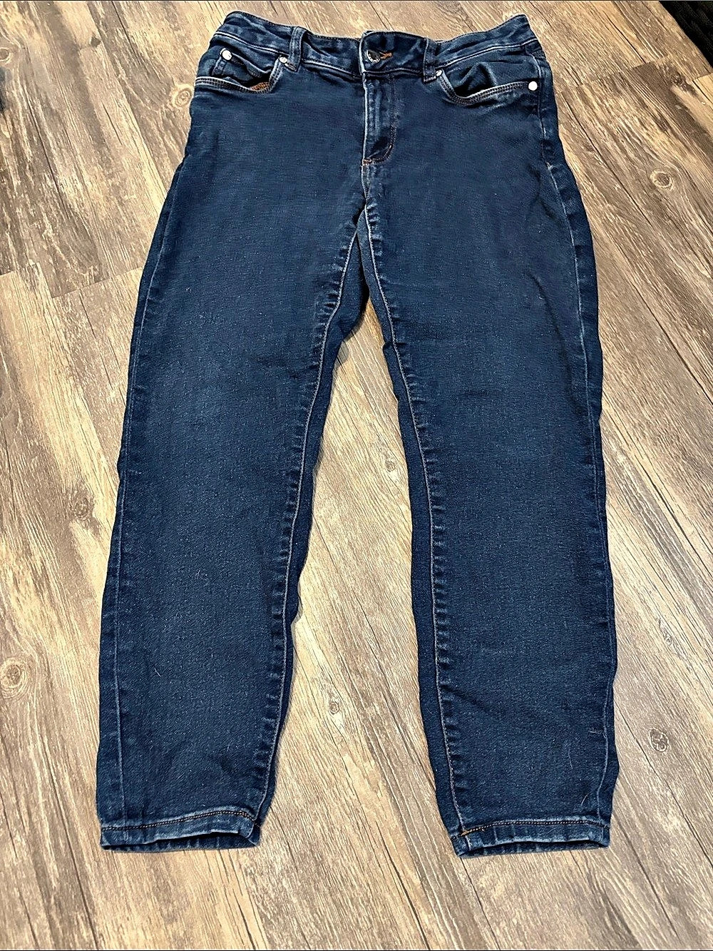 Tahari Straight Leg Jeans in Blue Waist 10/30 Like New
